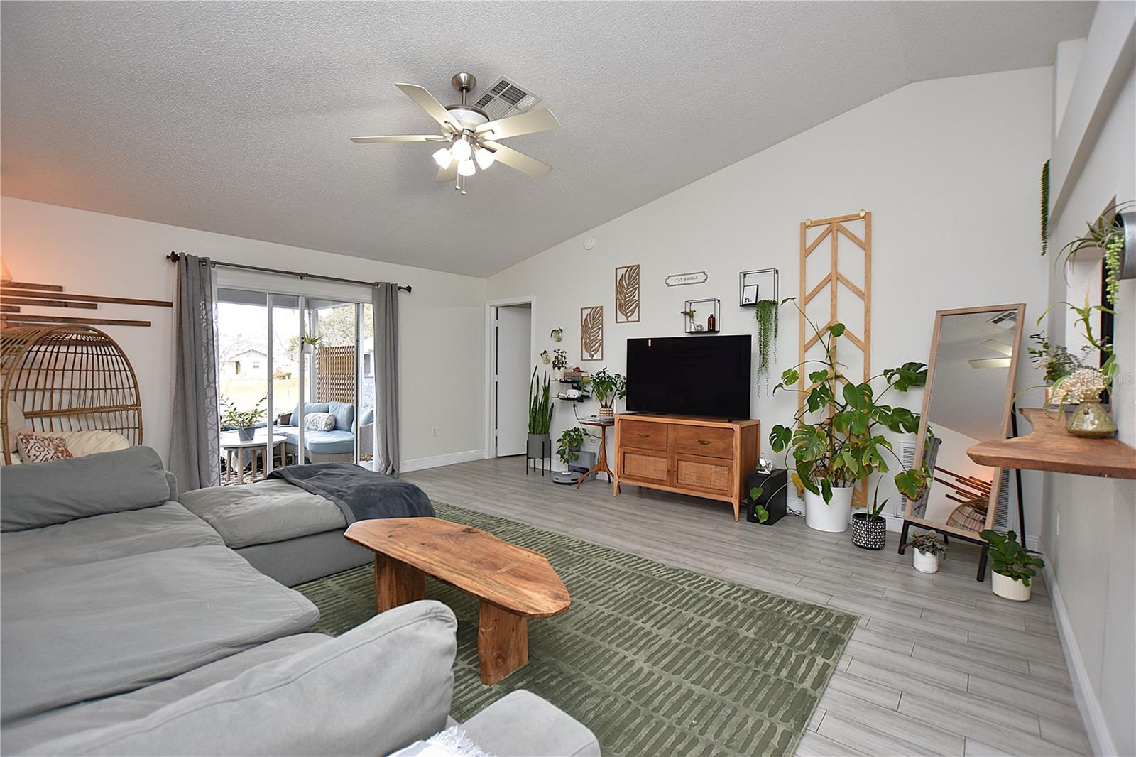 2022 HATTERAS PT, LAKELAND, FL — photo 11