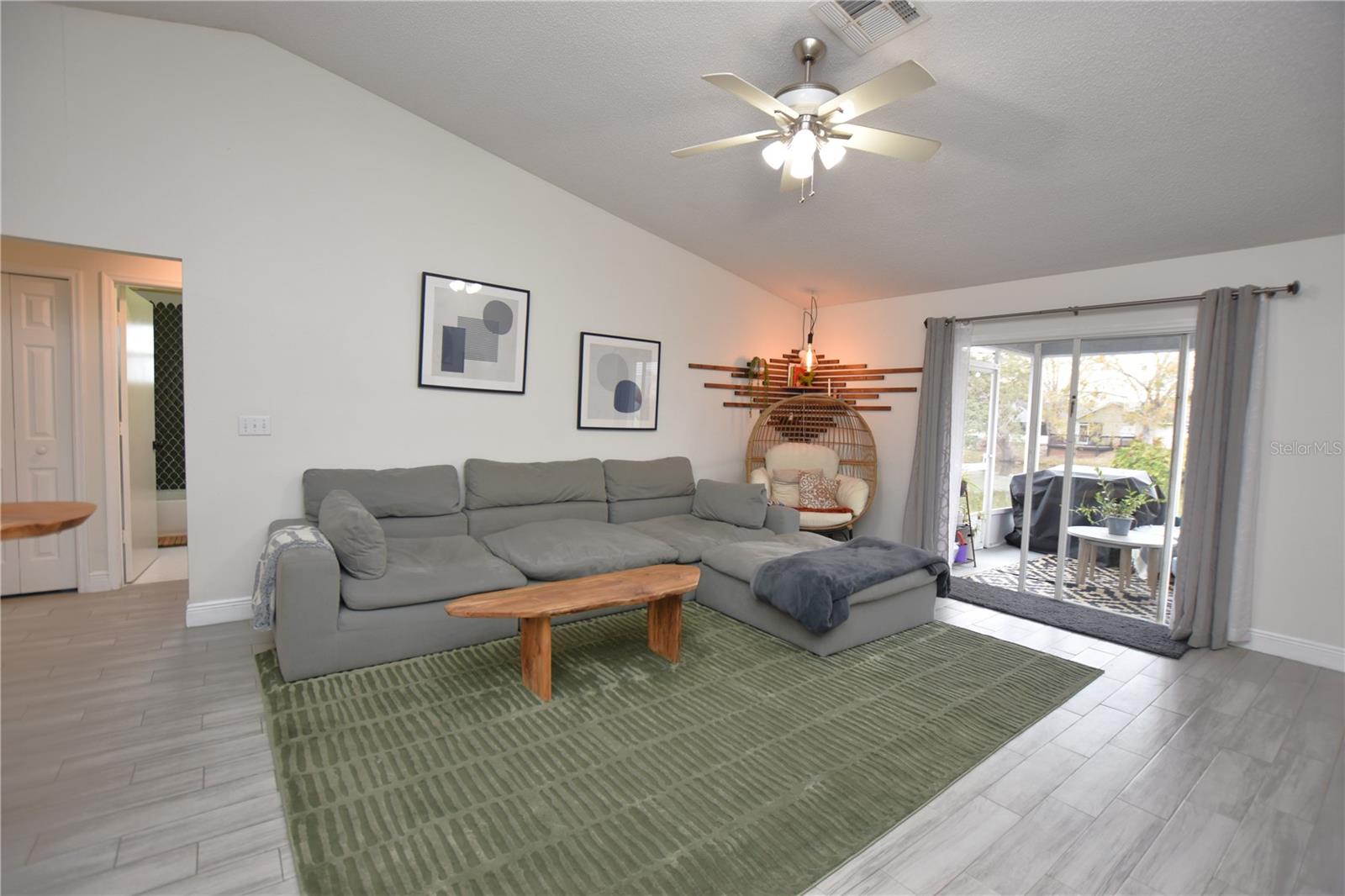 2022 HATTERAS PT, LAKELAND, FL — photo 15
