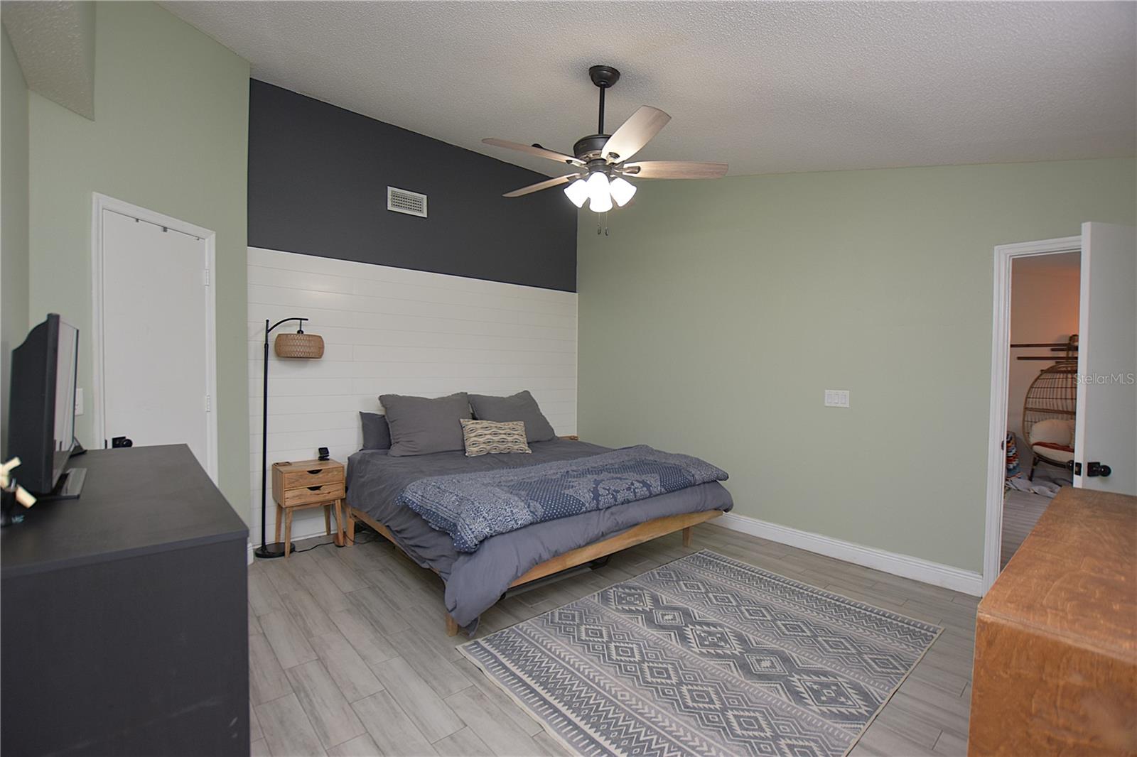 2022 HATTERAS PT, LAKELAND, FL — photo 17