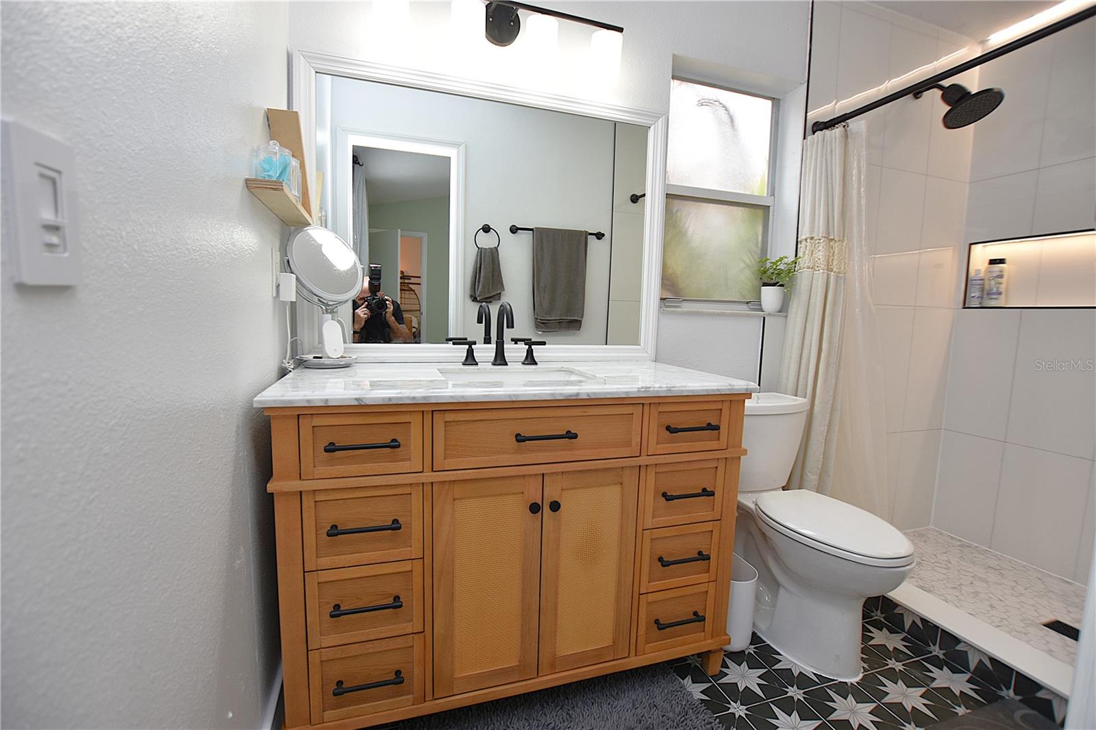 2022 HATTERAS PT, LAKELAND, FL — photo 19