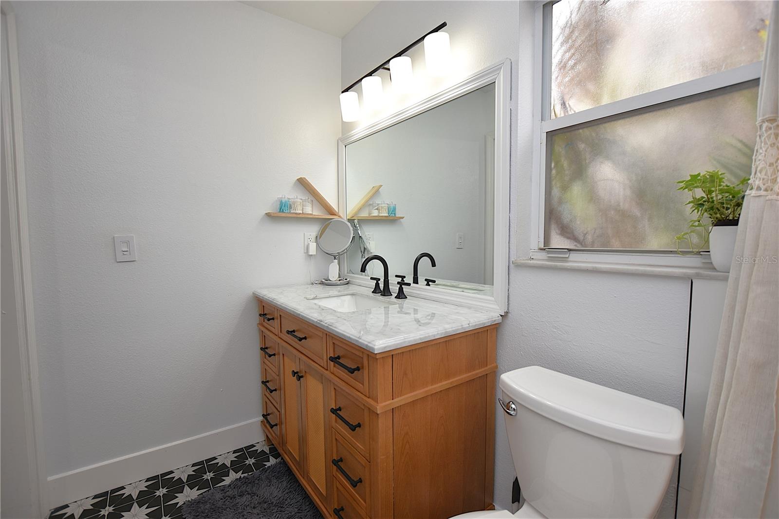 2022 HATTERAS PT, LAKELAND, FL — photo 22