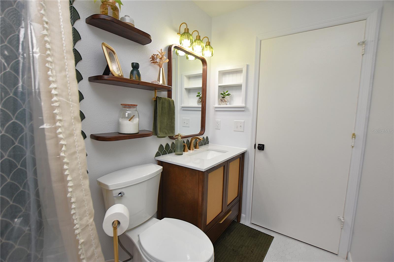 2022 HATTERAS PT, LAKELAND, FL — photo 27