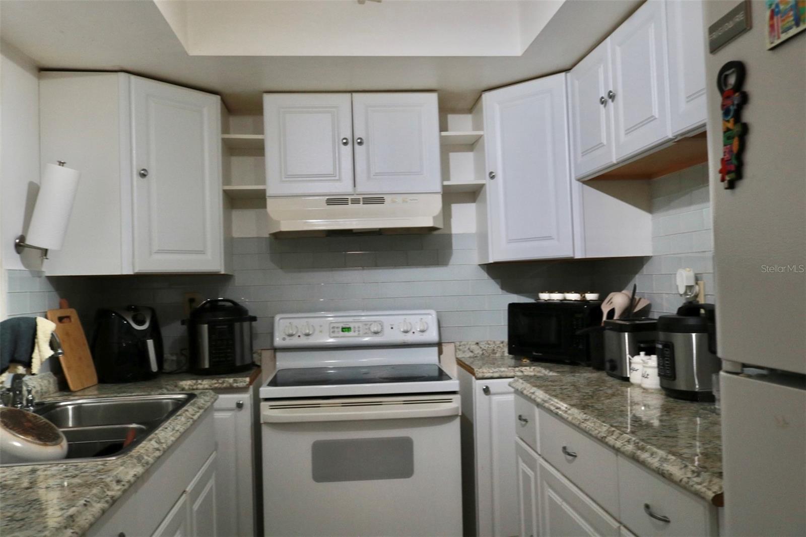 3125 36TH ST N #103, ST PETERSBURG, FL — photo 12