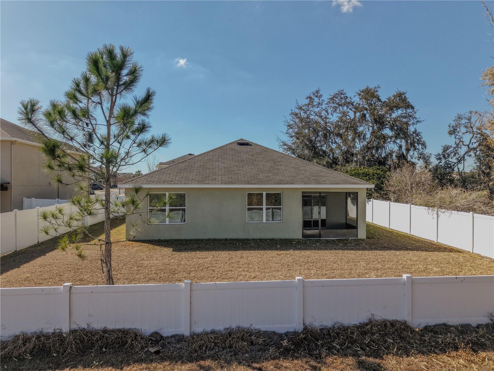 5618 GEIGER ESTATES DR, ZEPHYRHILLS, FL — photo 2
