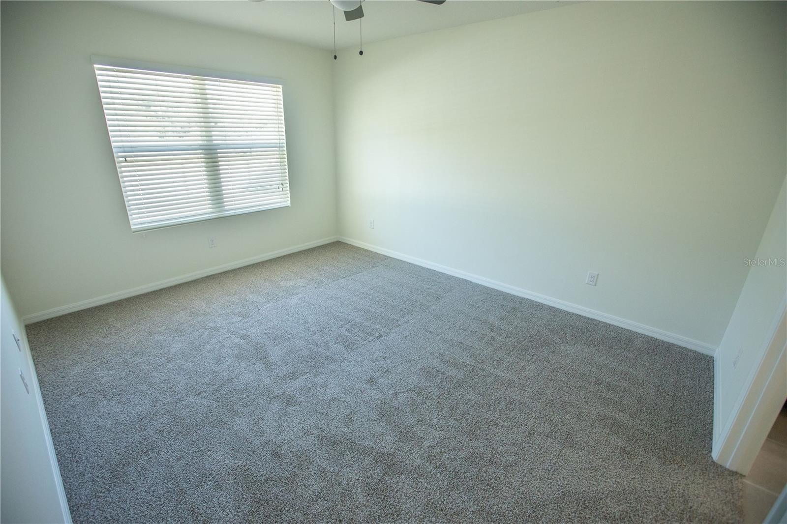 5618 GEIGER ESTATES DR, ZEPHYRHILLS, FL — photo 9