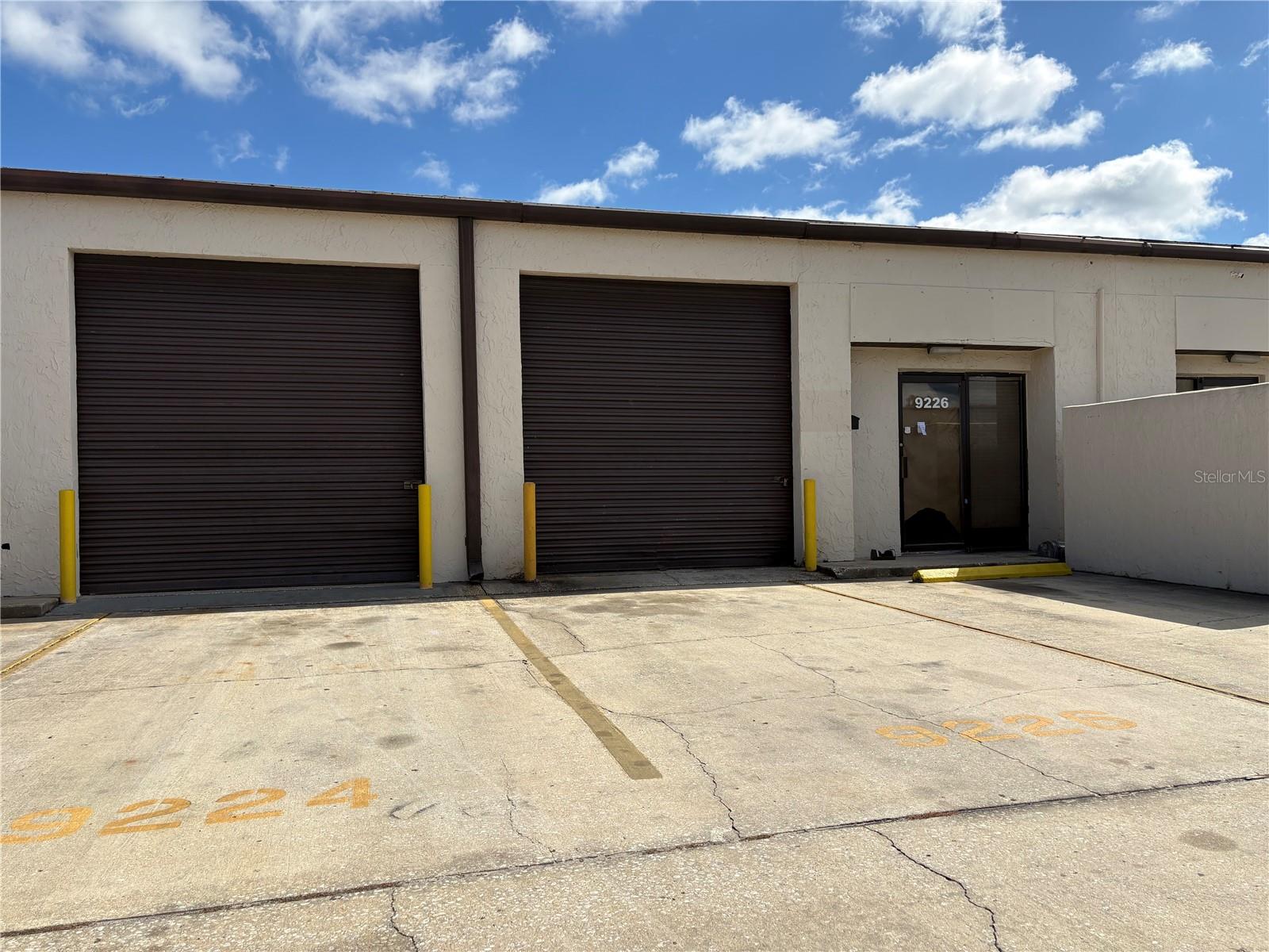 9212 LAZY LN, TAMPA, FL — photo 4