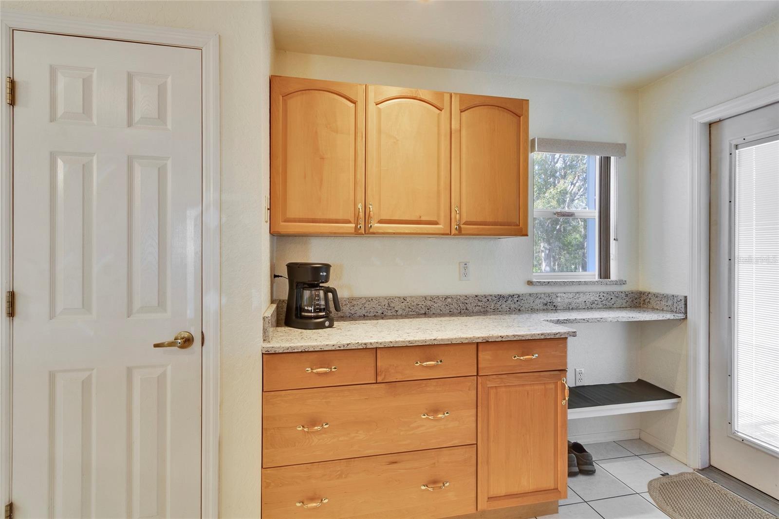 7095 BLACKBIRD AVE, WEEKI WACHEE, FL — photo 13