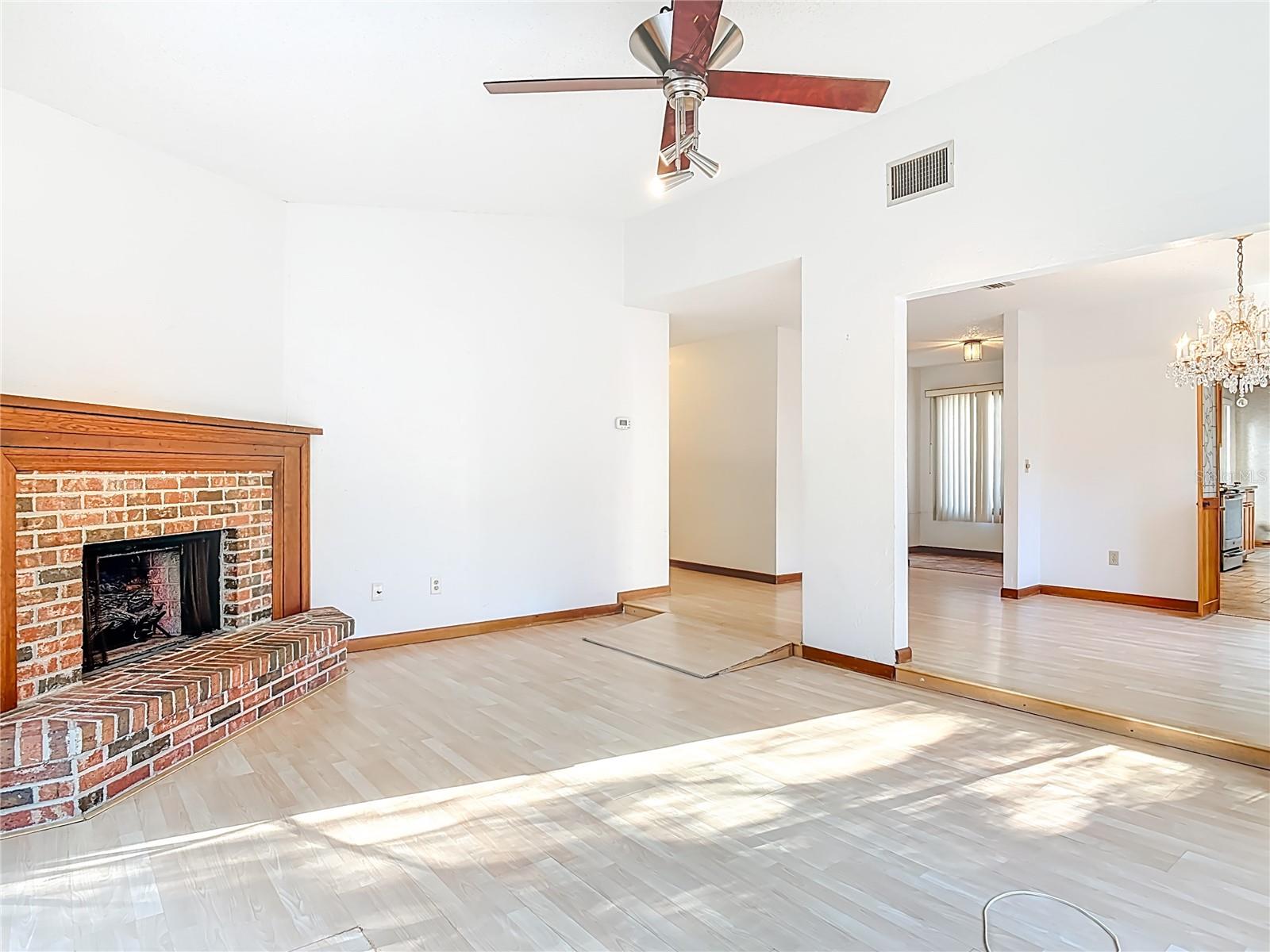 65 ELMWOOD TRL, DELAND, FL — photo 8