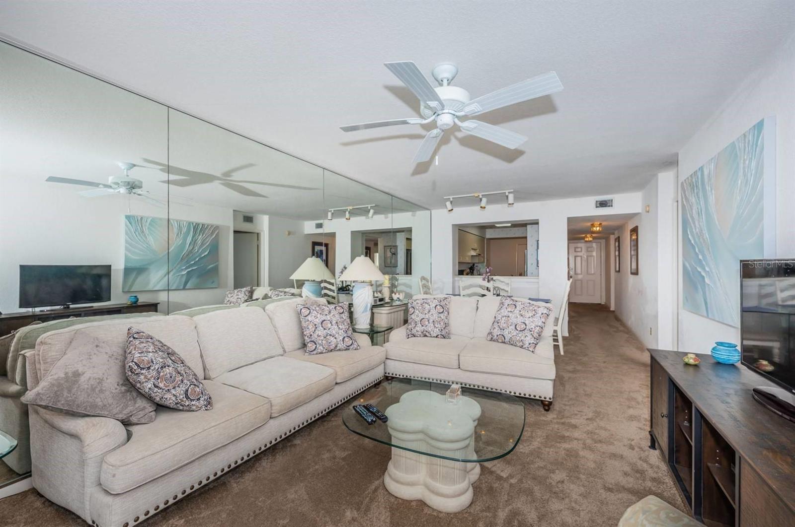 6001 BAHIA DEL MAR CIR #527, ST PETERSBURG, FL — photo 21