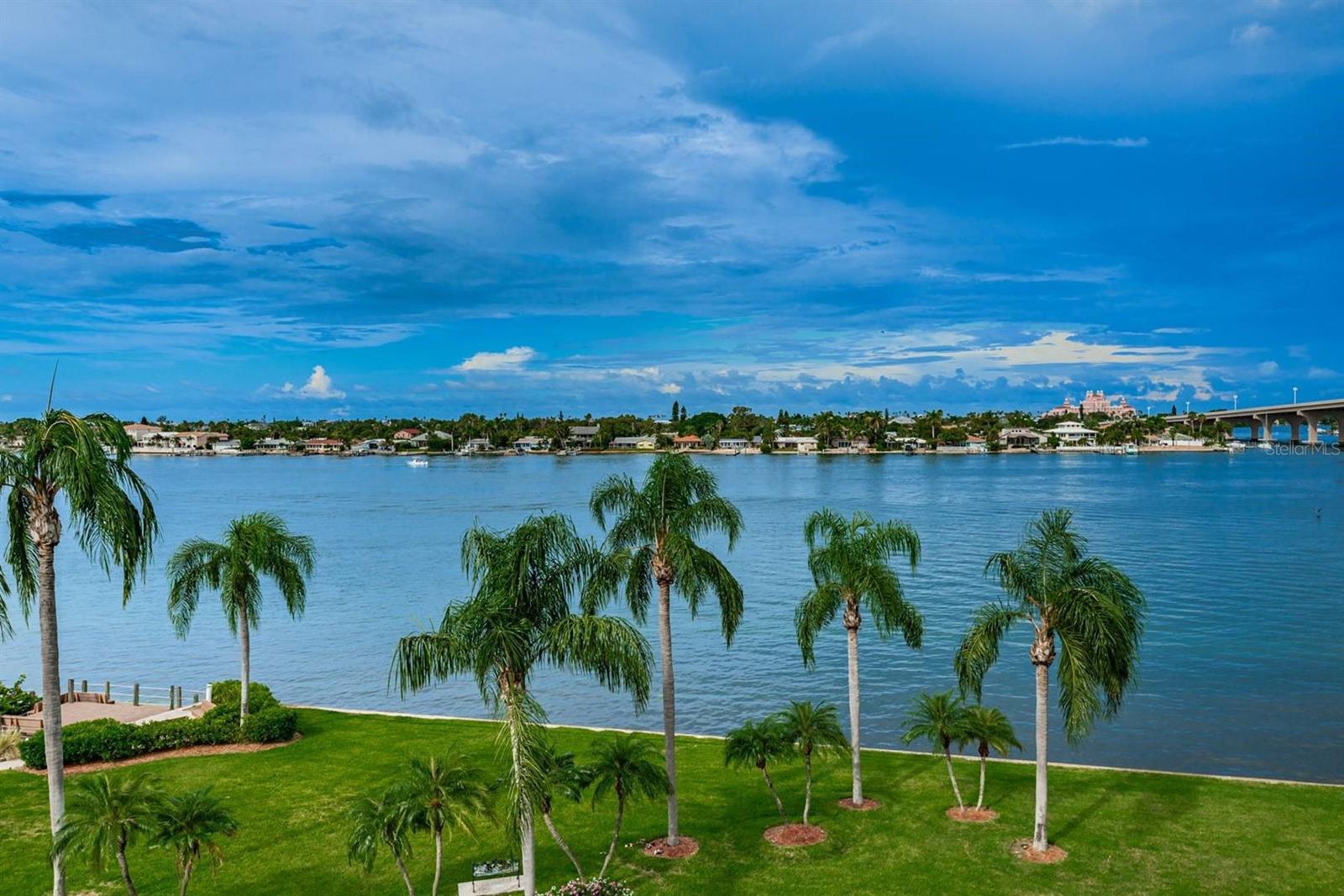 6001 BAHIA DEL MAR CIR #527, ST PETERSBURG, FL — photo 41