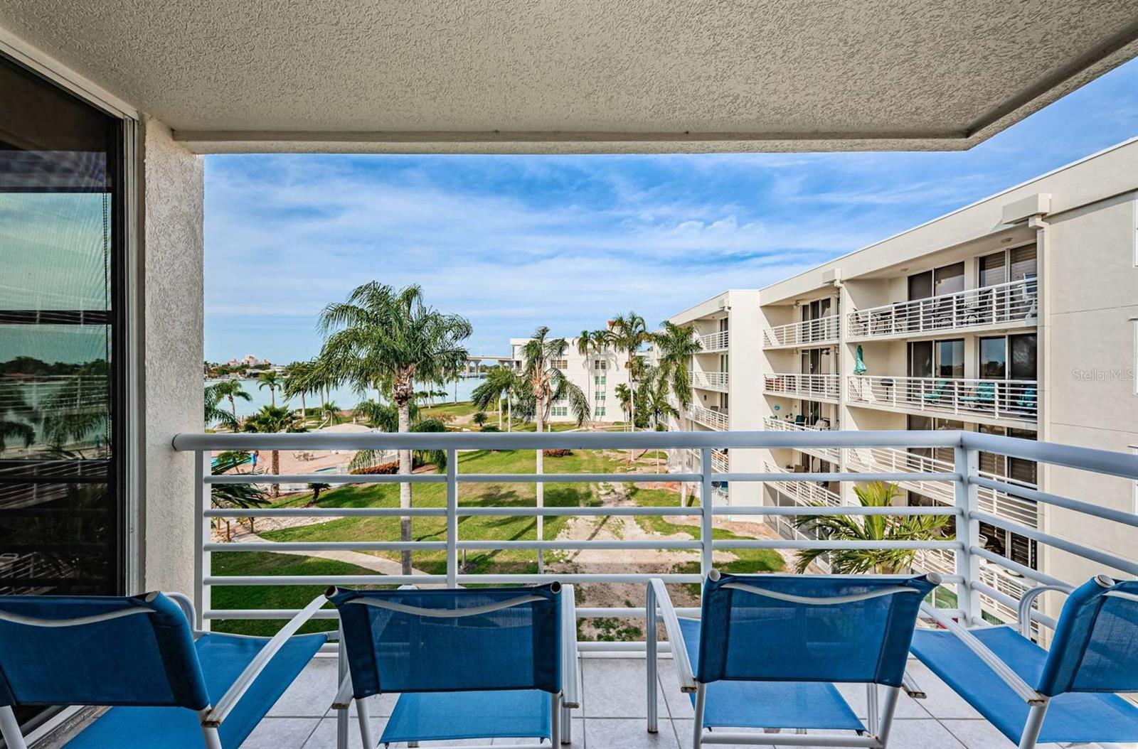 6061 BAHIA DEL MAR CIR #448, ST PETERSBURG, FL — photo 35