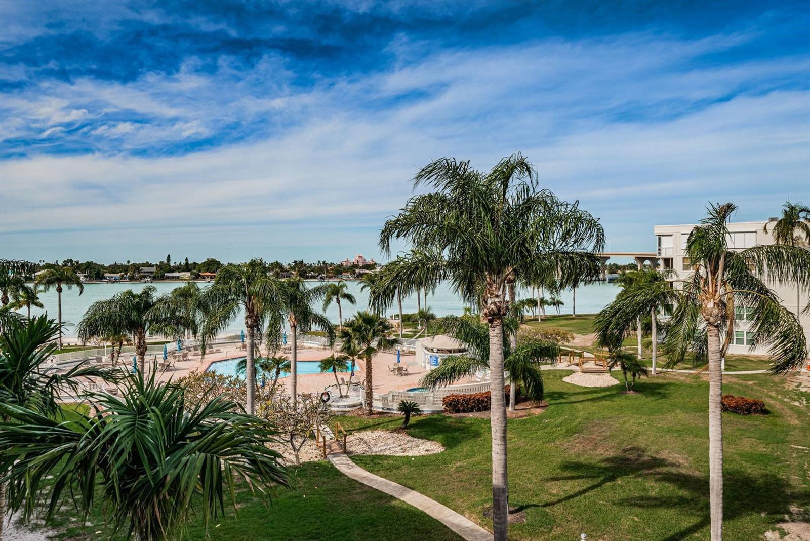6061 BAHIA DEL MAR CIR #448, ST PETERSBURG, FL — photo 41