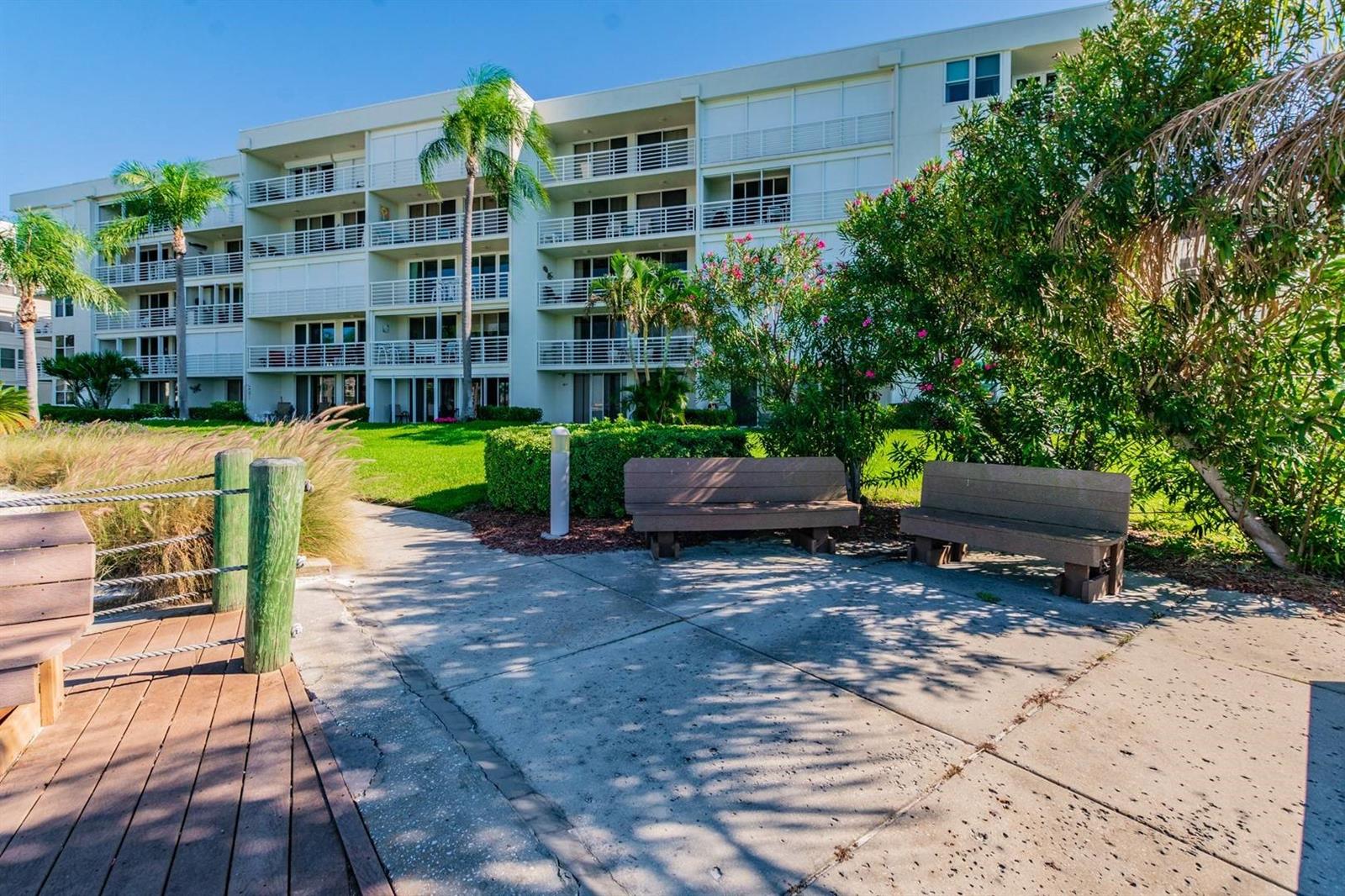 6081 BAHIA DEL MAR CIR #349, ST PETERSBURG, FL — photo 45