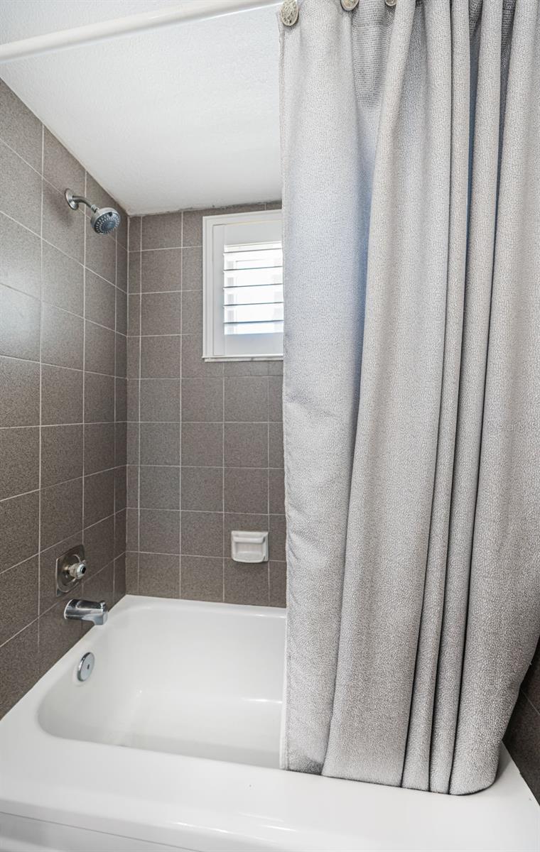 12274 1ST ST W #8, TREASURE ISLAND, FL — photo 30