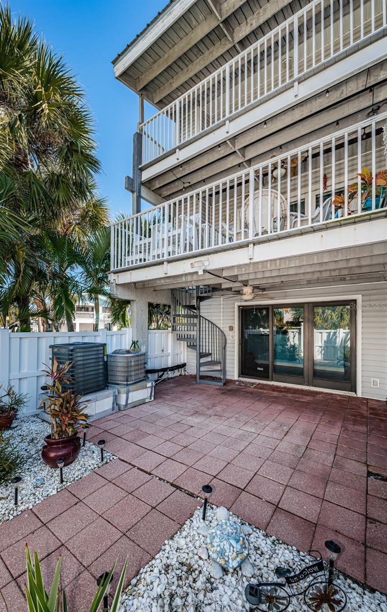 12274 1ST ST W #8, TREASURE ISLAND, FL — photo 54