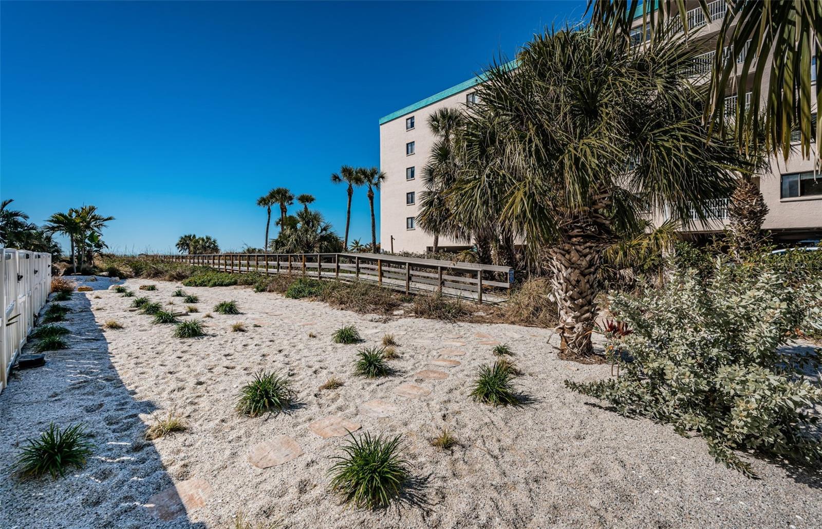 12274 1ST ST W #8, TREASURE ISLAND, FL — photo 57