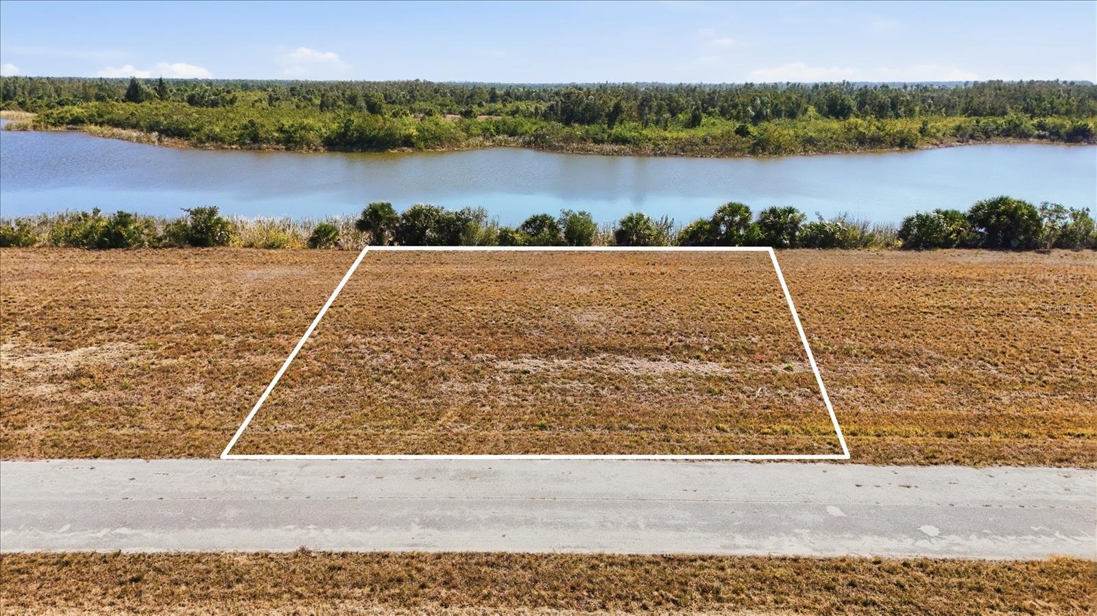 39 STARLING DR, PLACIDA, FL