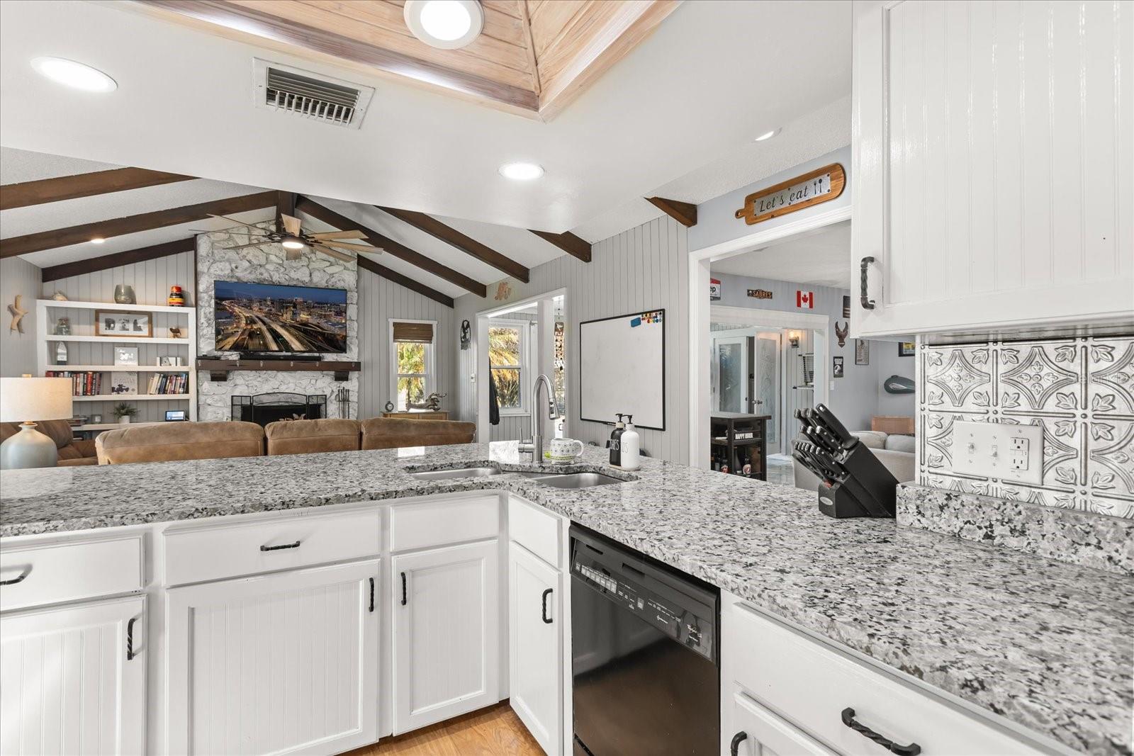 333 FOREST RD, MOUNT DORA, FL — photo 12