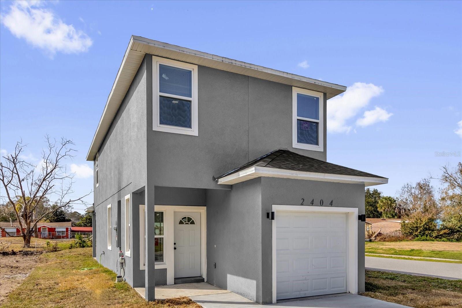2404 CENTER ST, SANFORD, FL — photo 2