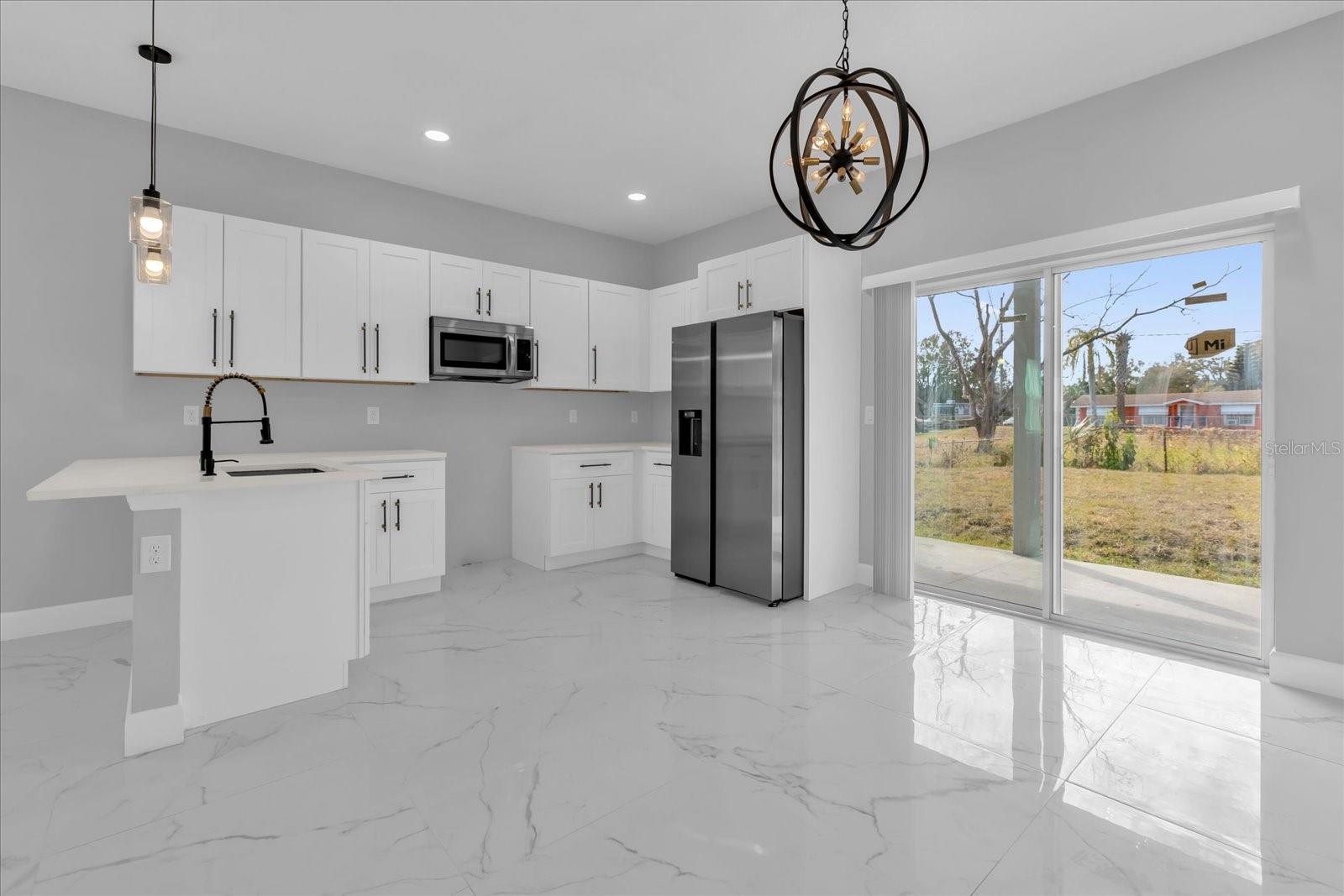 2404 CENTER ST, SANFORD, FL — photo 4
