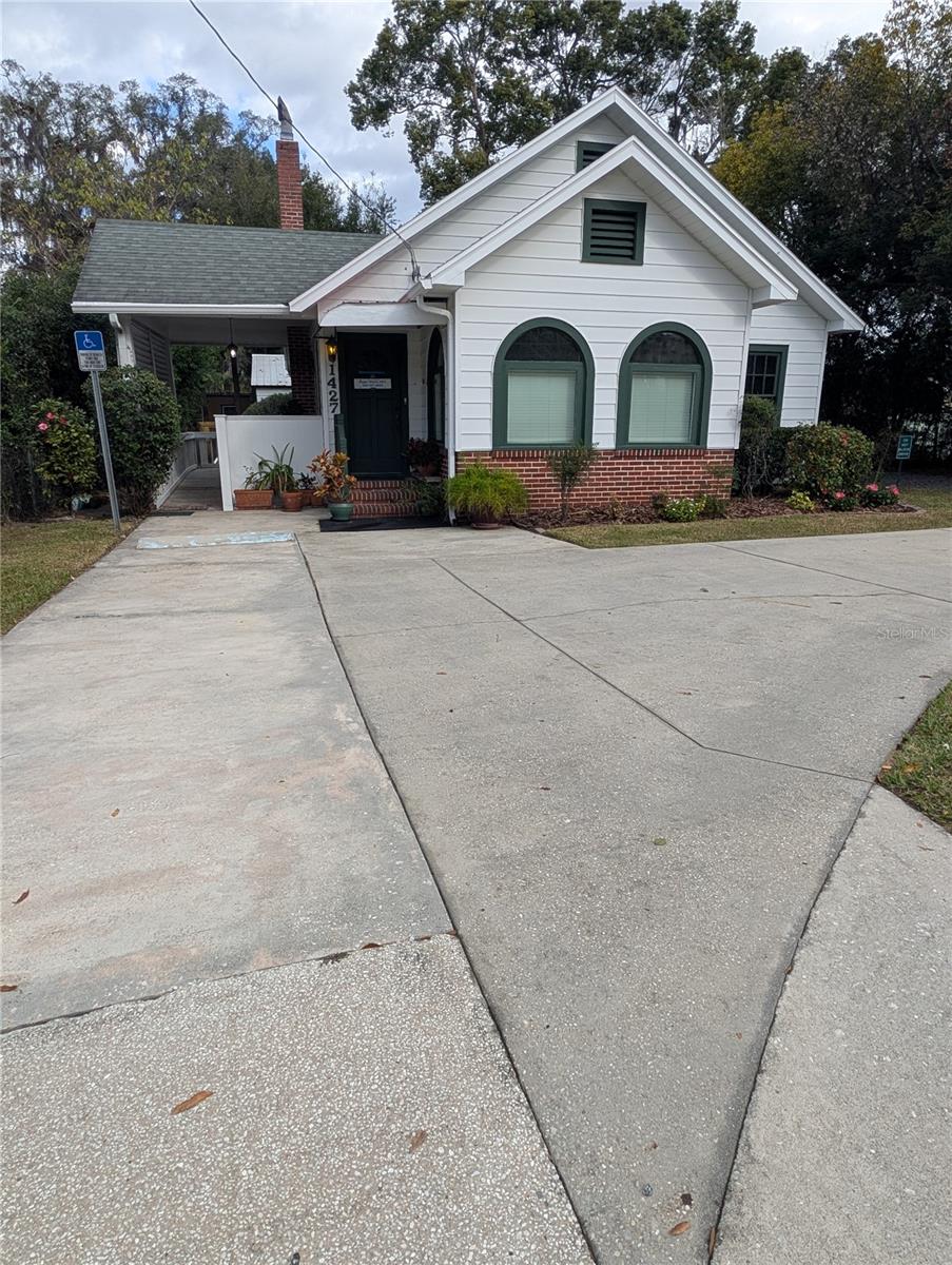 1427 E FORT KING ST, OCALA, FL