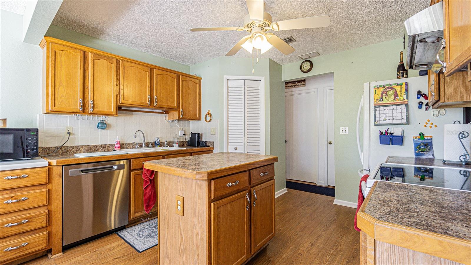 6056 SCHALEKAMP DR, SPRING HILL, FL — photo 10