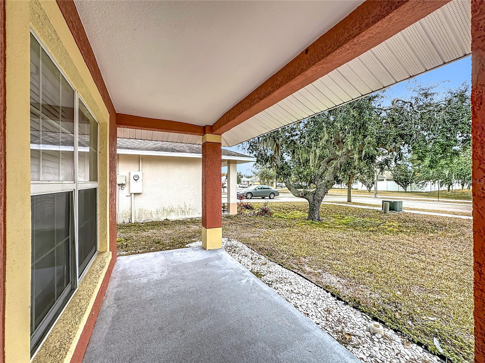 11112 HIDDEN BREEZE DR, WIMAUMA, FL — photo 3