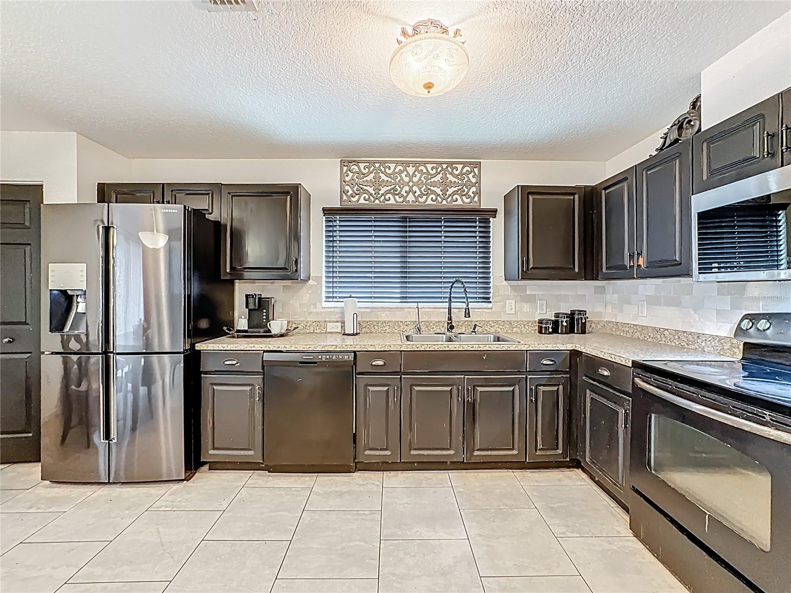 11112 HIDDEN BREEZE DR, WIMAUMA, FL — photo 18