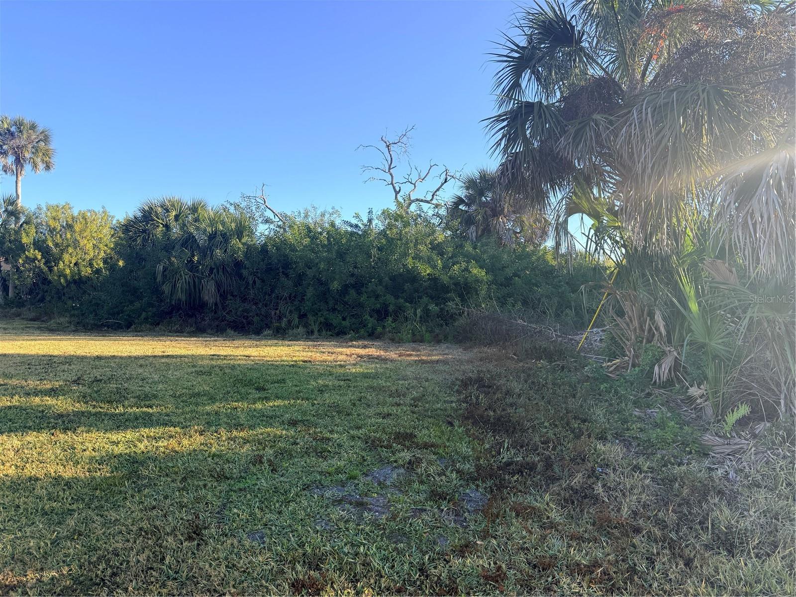 123 BYRON CT, ROTONDA WEST, FL — photo 3