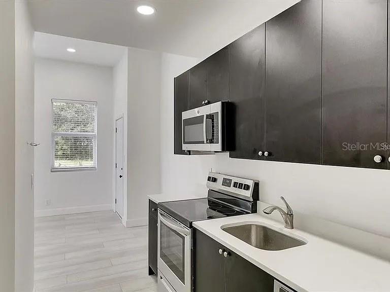 1862 6TH ST, SARASOTA, FL — photo 14