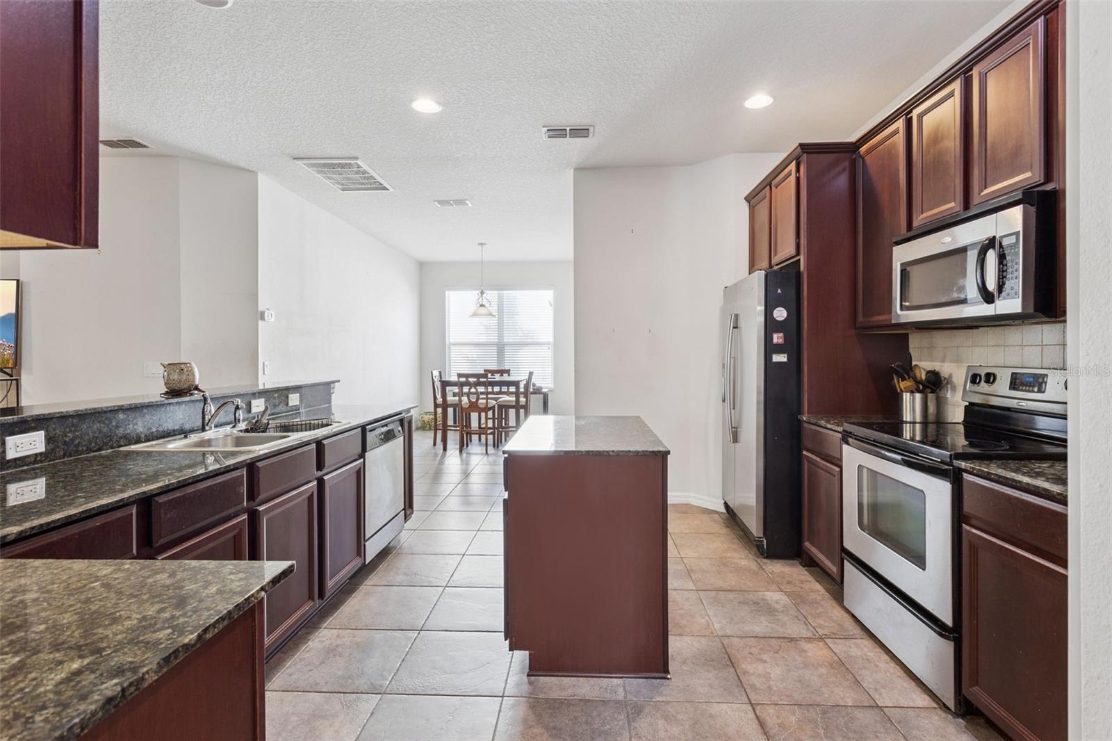 30337 GIDRAN TER, MOUNT DORA, FL — photo 5
