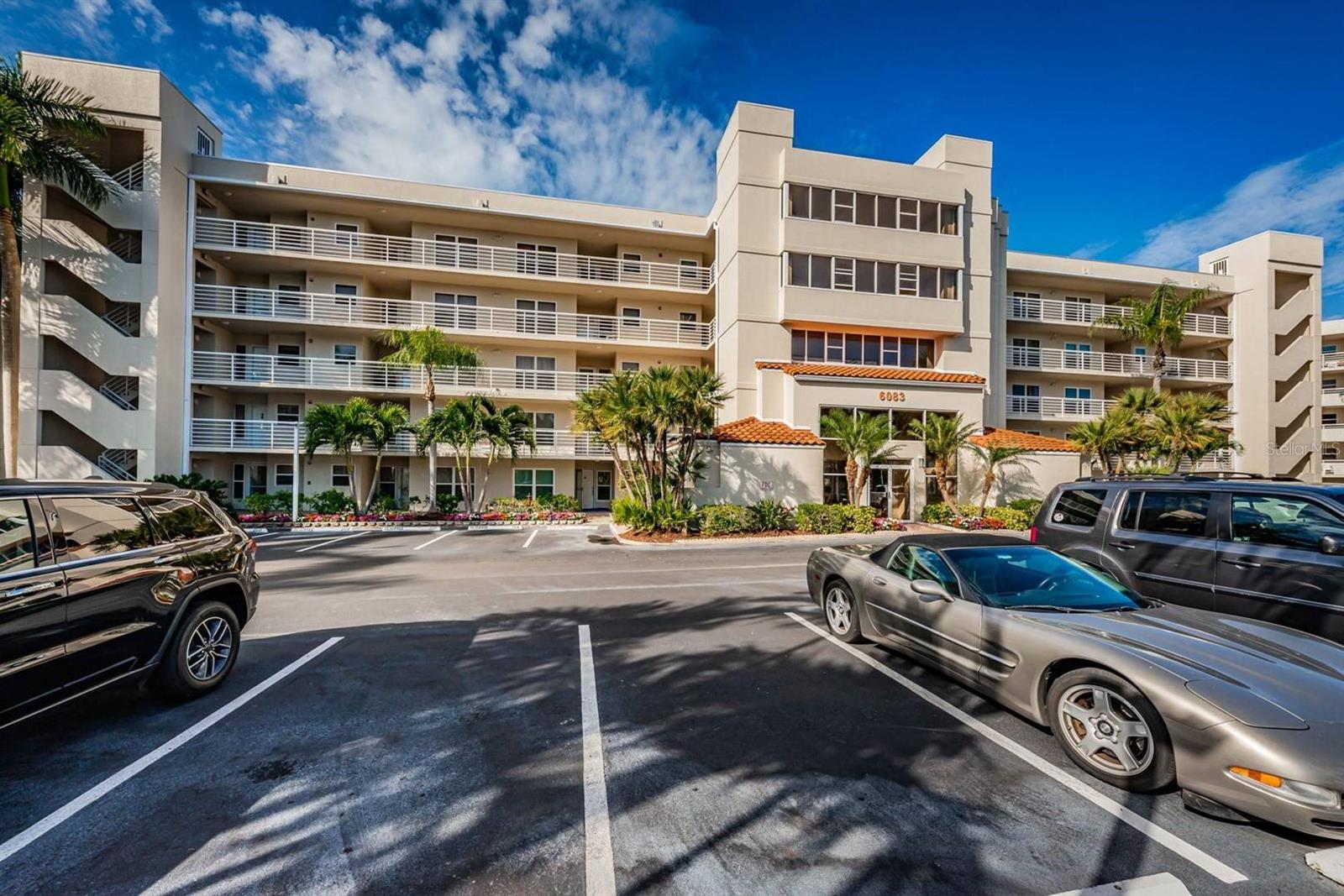 6083 BAHIA DEL MAR CIR #460, ST PETERSBURG, FL — photo 4