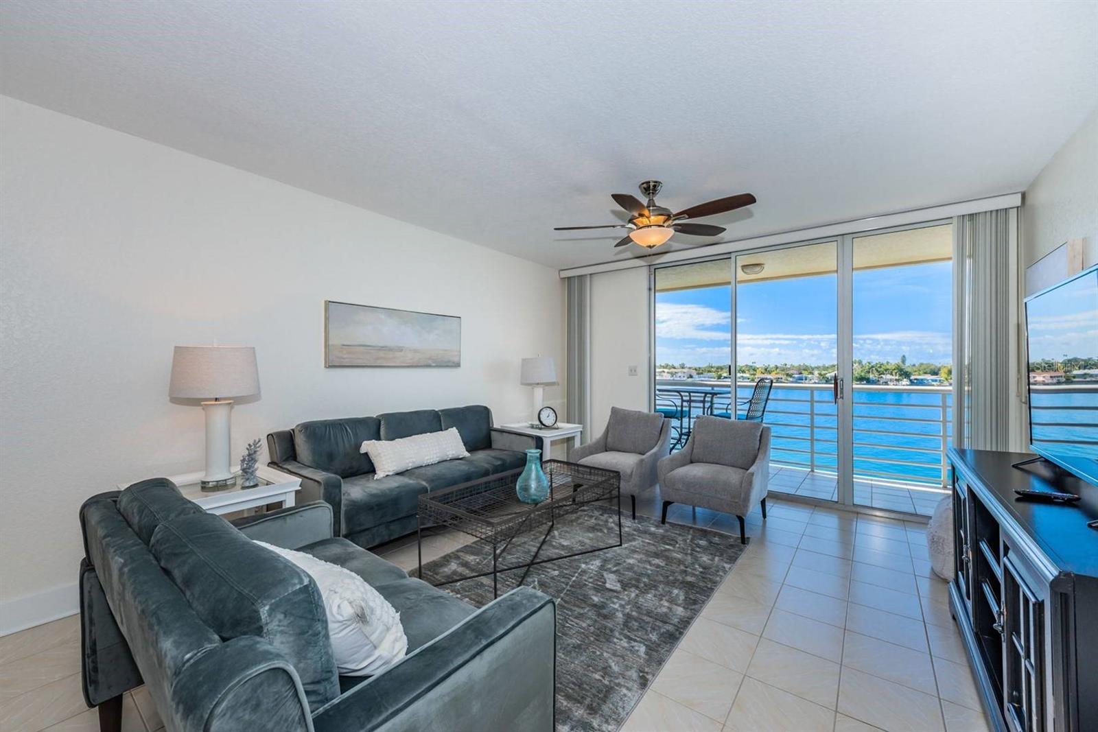 6083 BAHIA DEL MAR CIR #460, ST PETERSBURG, FL — photo 16