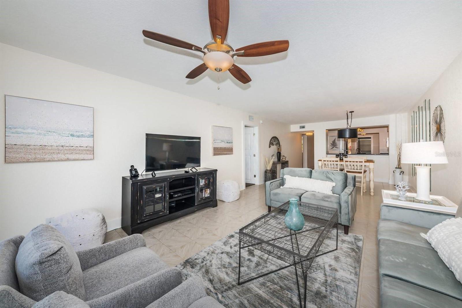 6083 BAHIA DEL MAR CIR #460, ST PETERSBURG, FL — photo 17