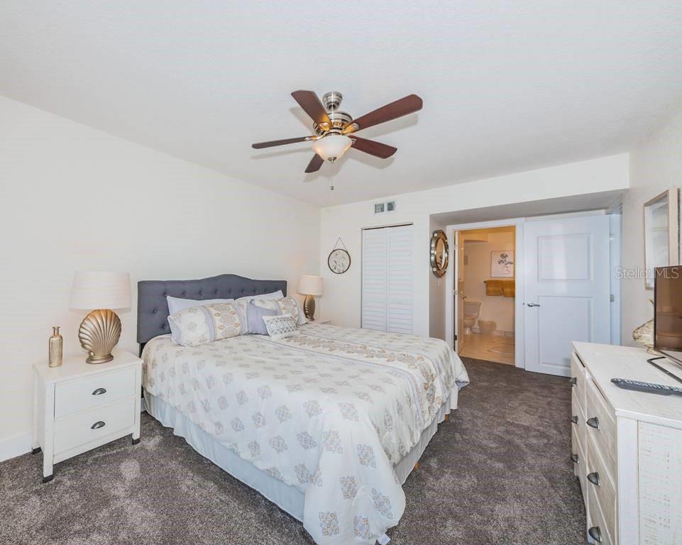 6083 BAHIA DEL MAR CIR #460, ST PETERSBURG, FL — photo 20