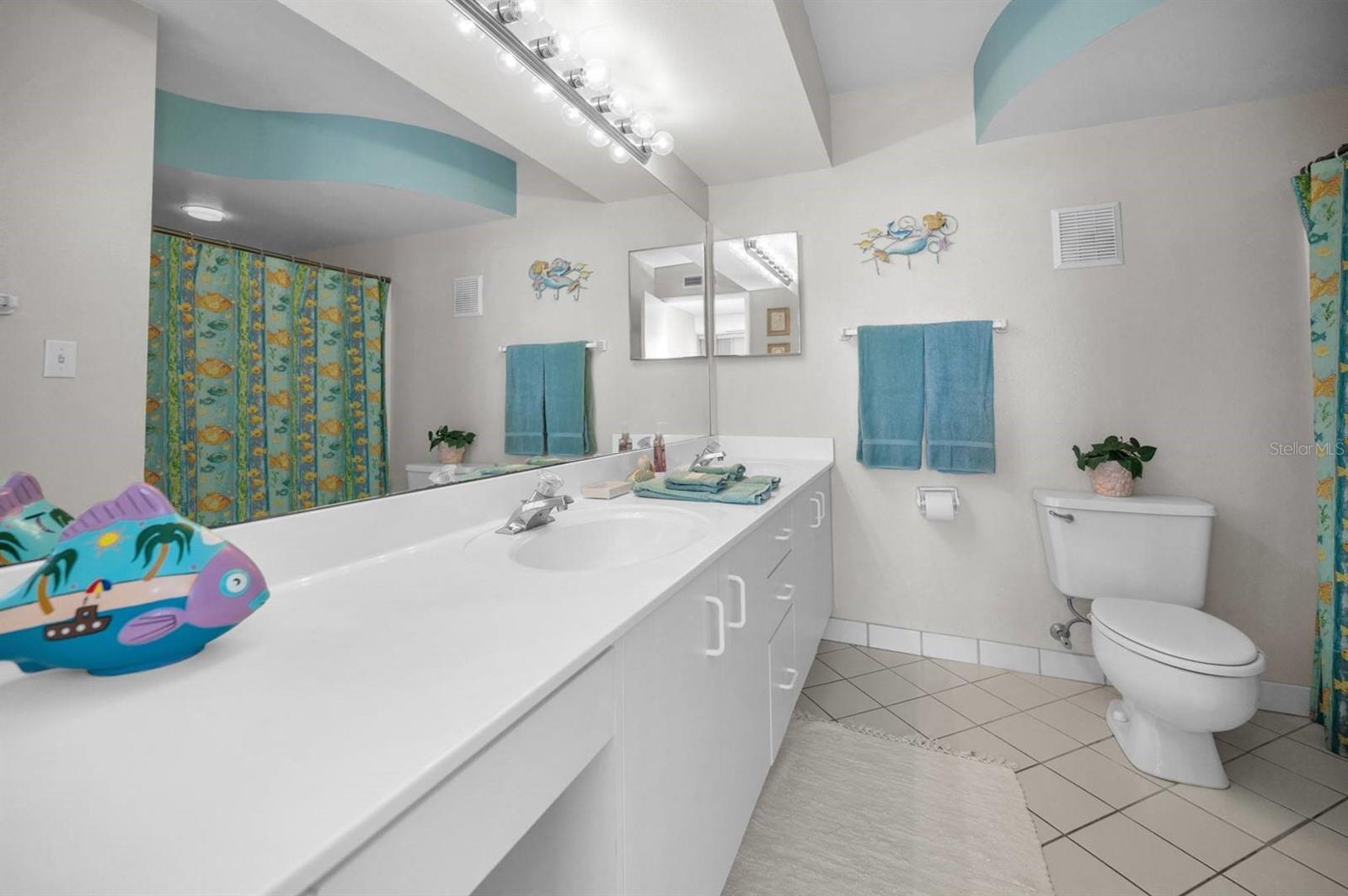 6085 BAHIA DEL MAR CIR #467, ST PETERSBURG, FL — photo 27