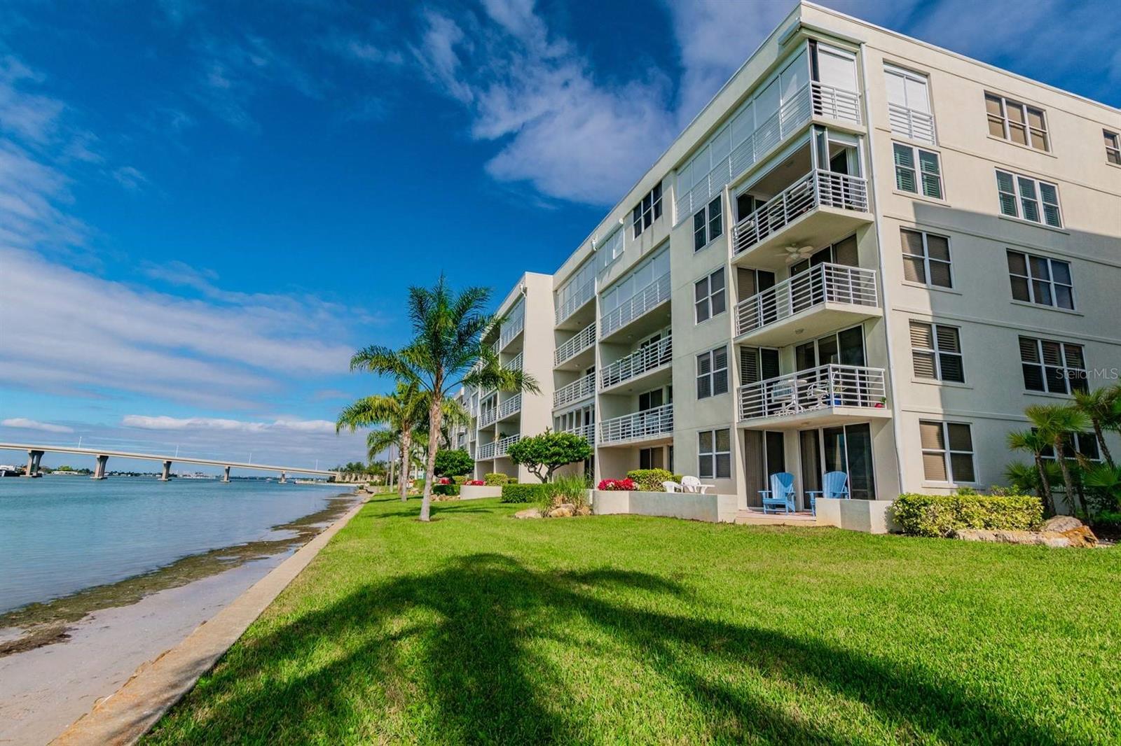 6085 BAHIA DEL MAR CIR #467, ST PETERSBURG, FL — photo 37