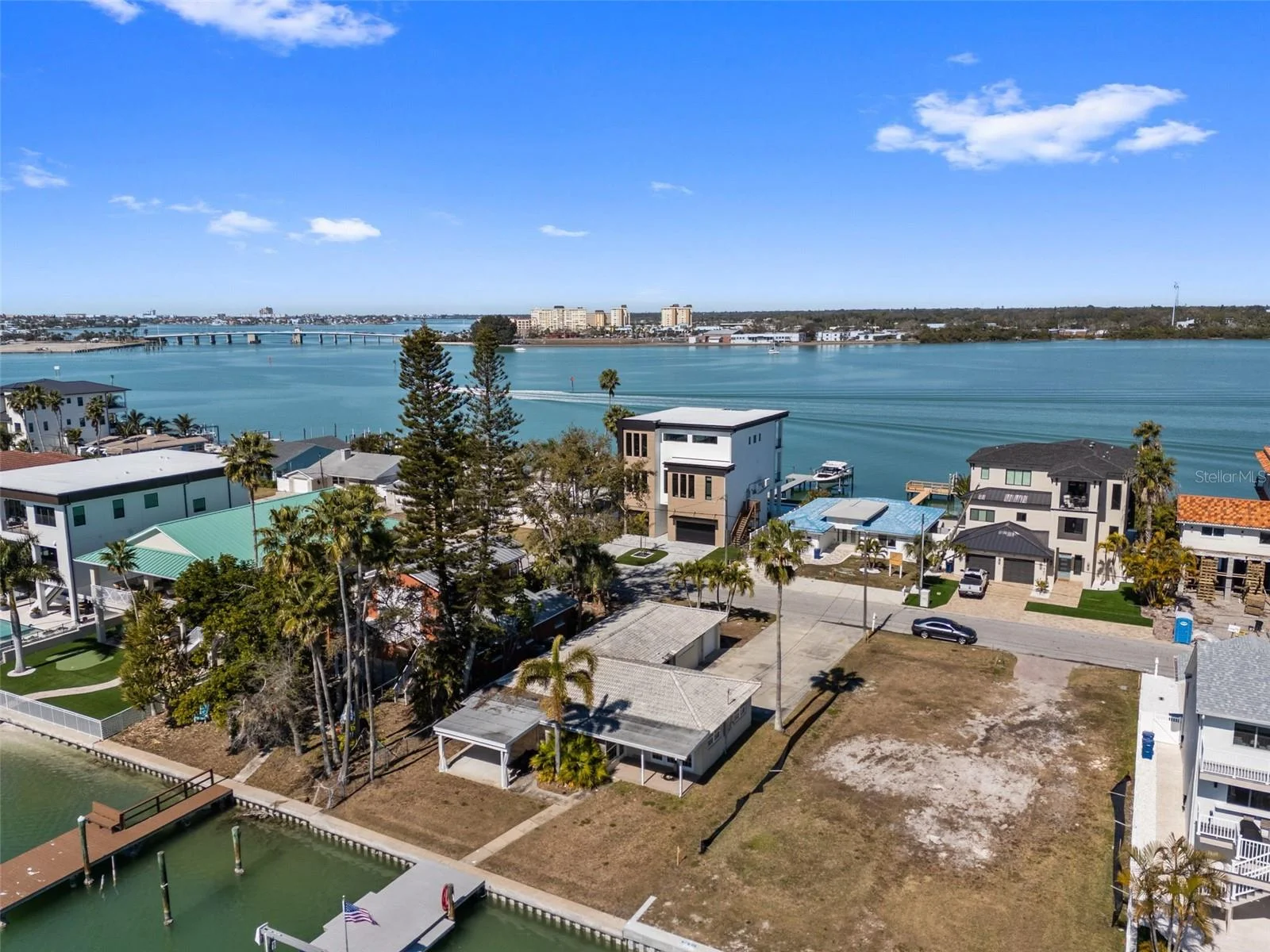 837 BAY POINT DR, MADEIRA BEACH, FL — photo 17