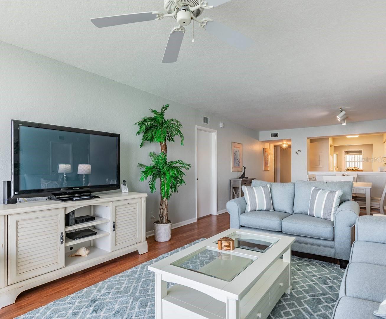 6085 BAHIA DEL MAR CIR #468, ST PETERSBURG, FL — photo 24
