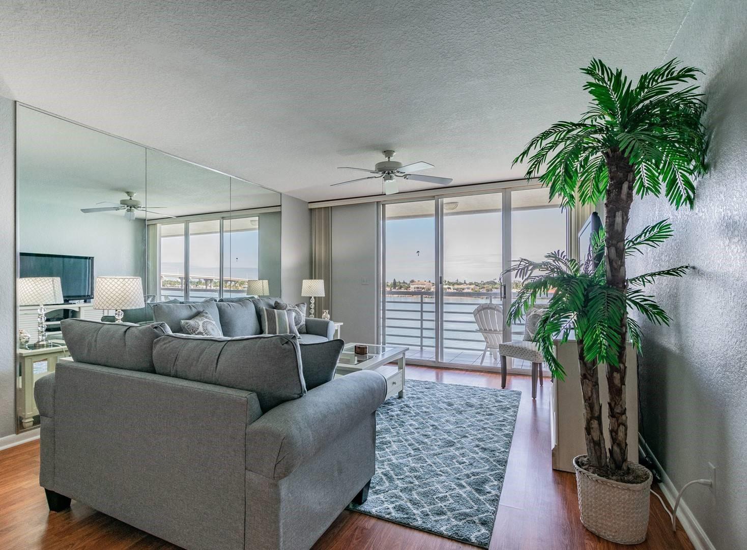 6085 BAHIA DEL MAR CIR #468, ST PETERSBURG, FL — photo 25