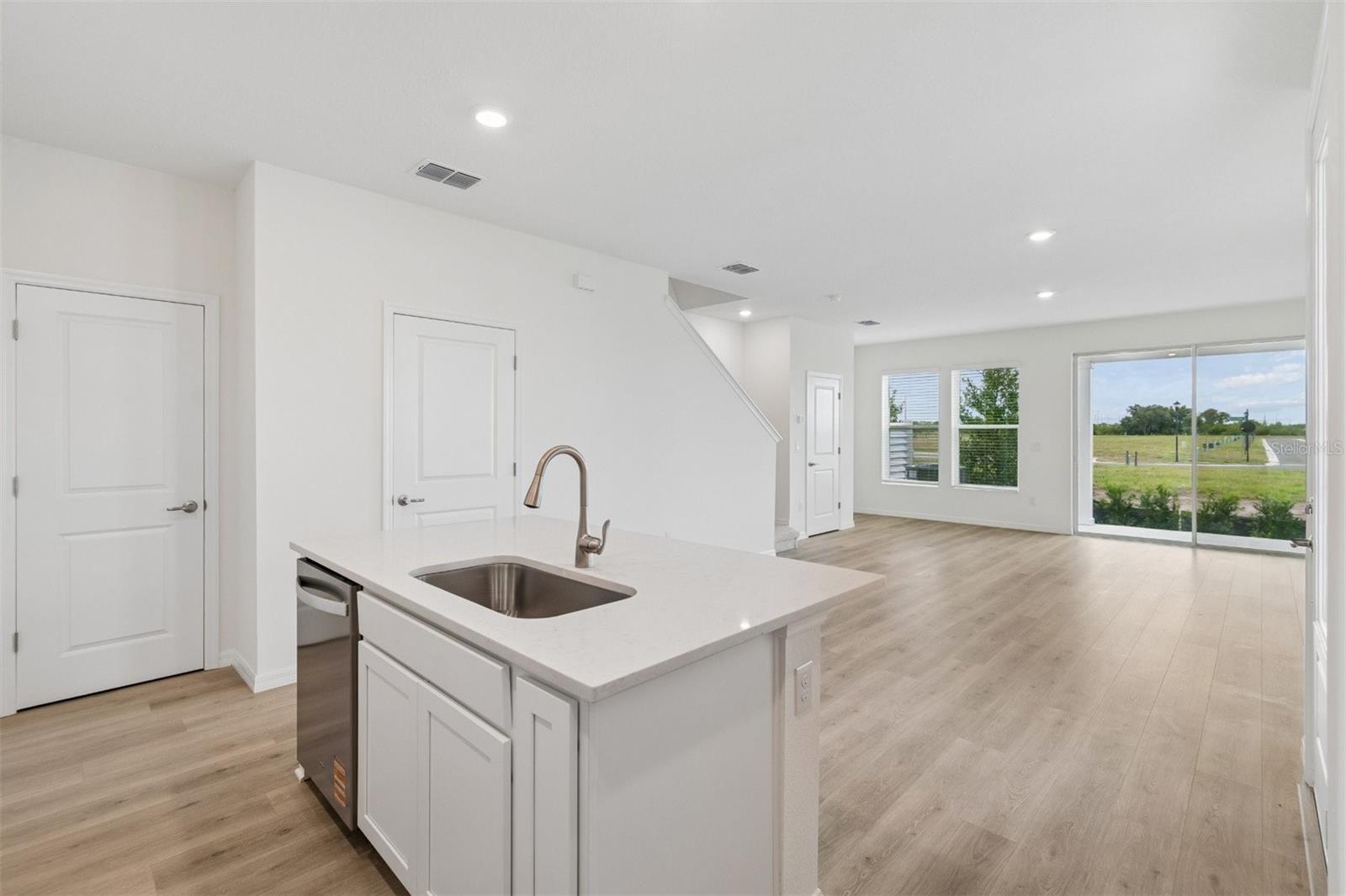 6341 JENSEN VIEW AVE, APOLLO BEACH, FL — photo 8