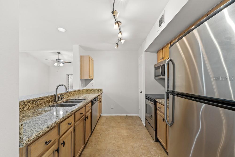 486 N PIN OAK PL #308, LONGWOOD, FL — photo 3