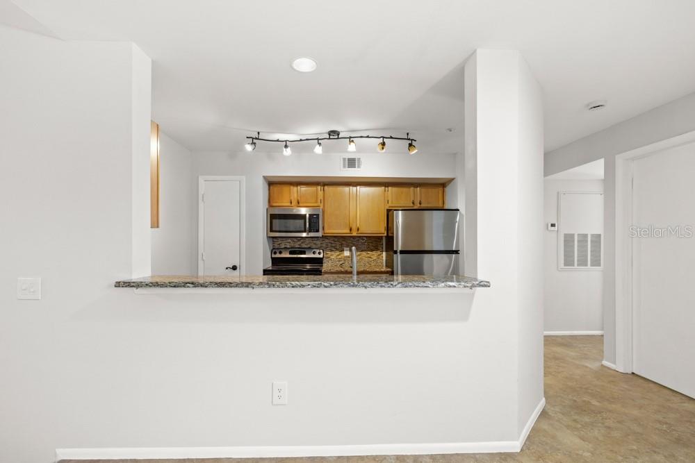 486 N PIN OAK PL #308, LONGWOOD, FL — photo 10