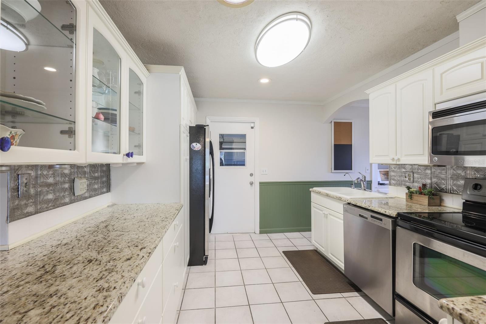 318 FAIRSIDE CT, SUN CITY CENTER, FL — photo 16