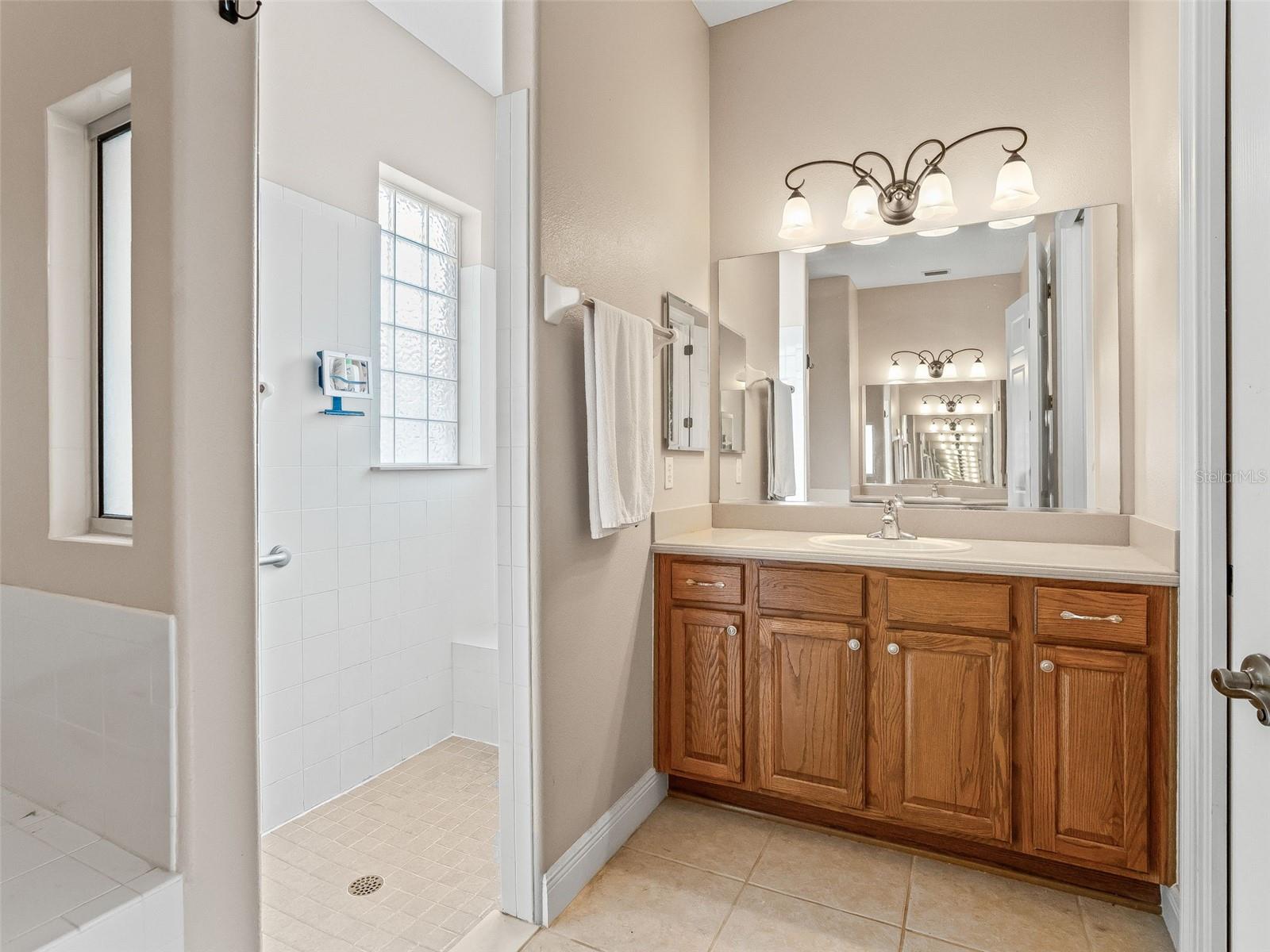 5236 ISLAND TERRACE CT, LADY LAKE, FL — photo 48