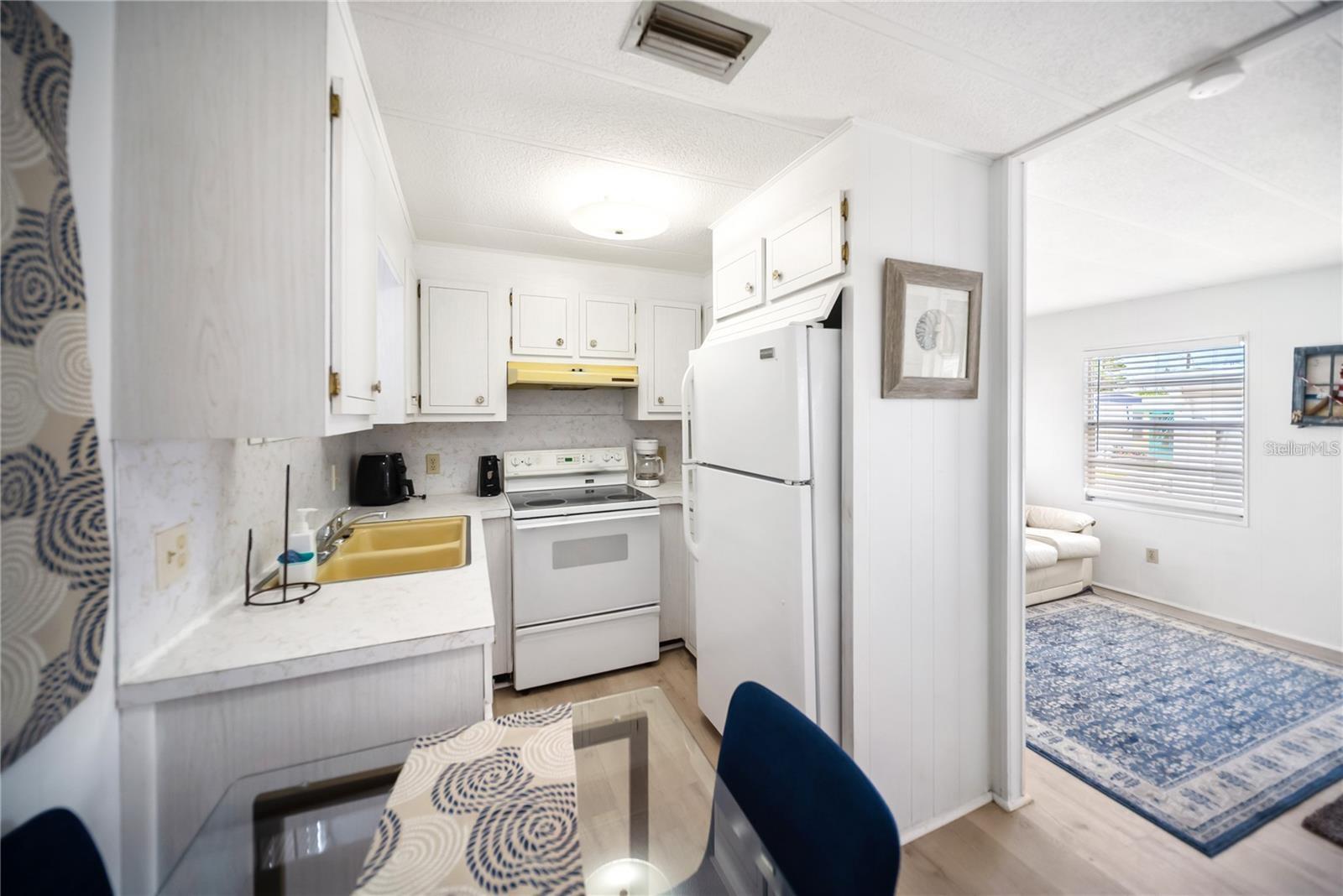 10315 CORTEZ RD #60-4, BRADENTON, FL — photo 11