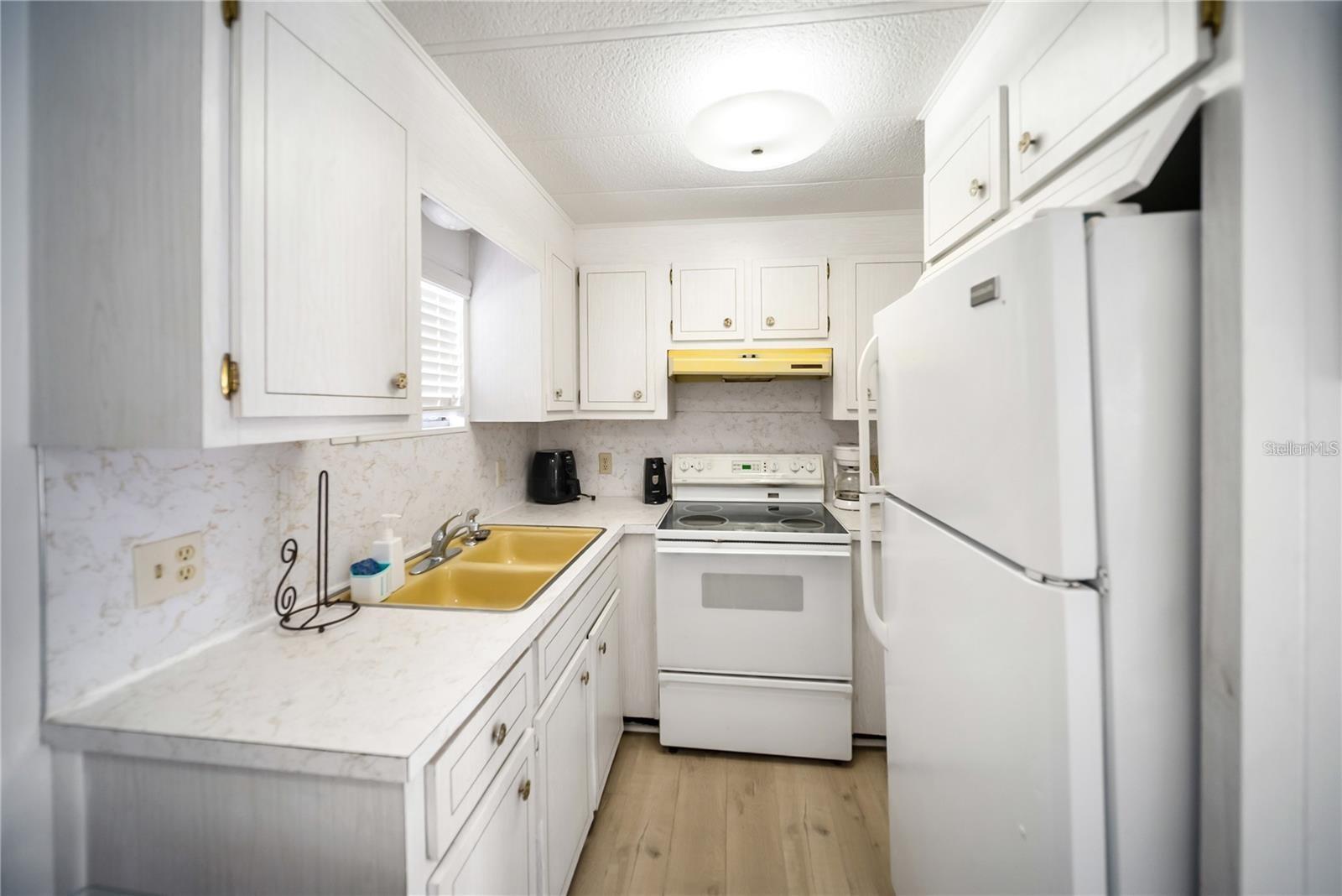 10315 CORTEZ RD #60-4, BRADENTON, FL — photo 12