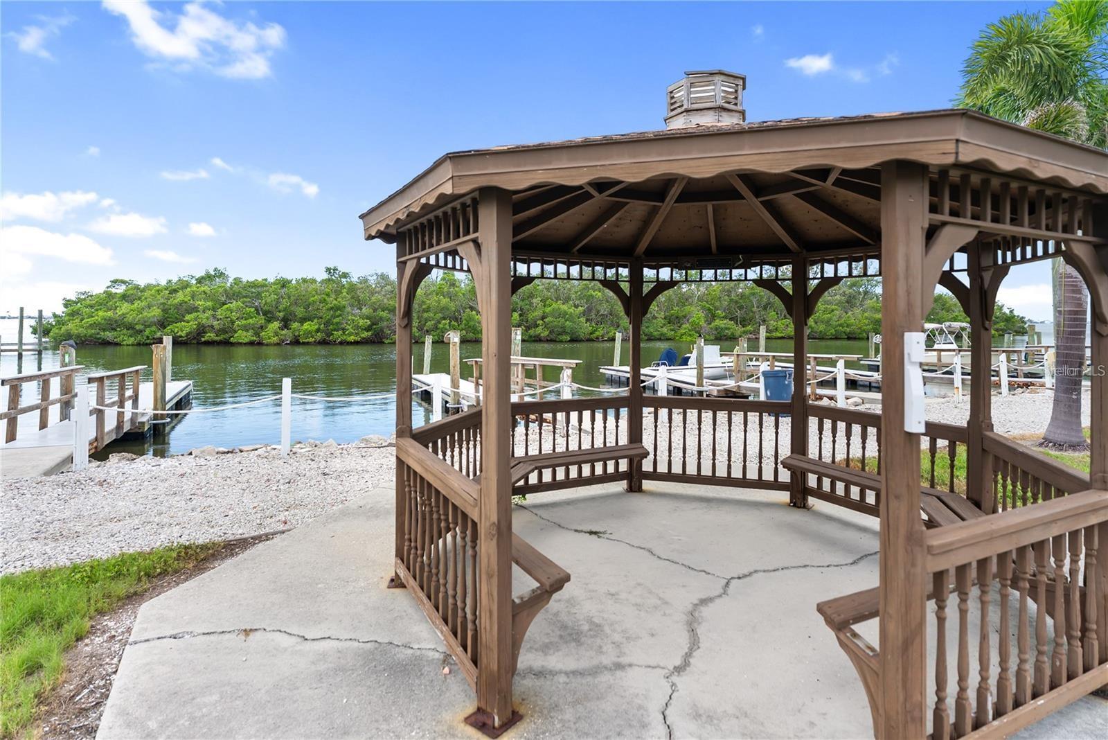 10315 CORTEZ RD #60-4, BRADENTON, FL — photo 32