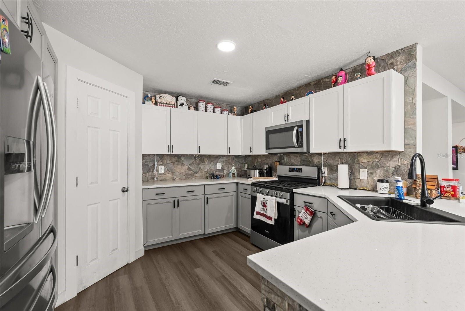 306 RONA LN, DAVENPORT, FL — photo 12