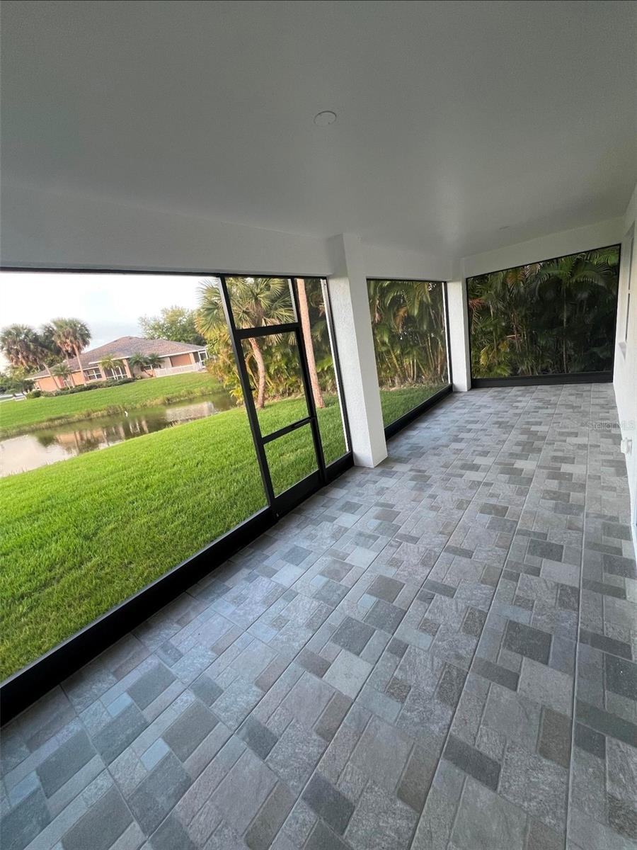 131 KINGS DR, ROTONDA WEST, FL — photo 8